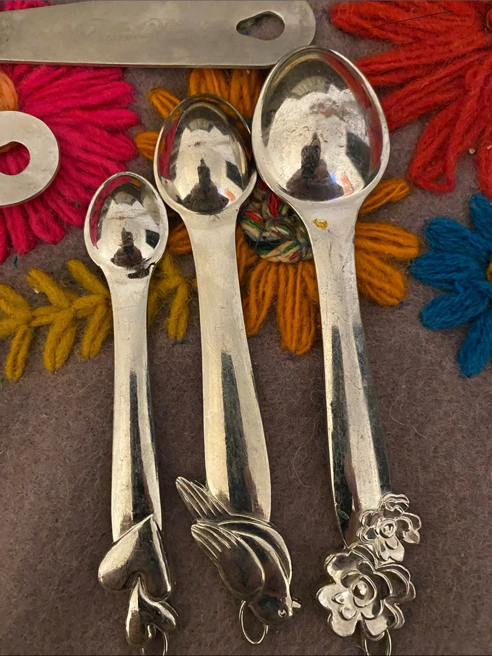 Stainless Steel Measuring Cups & Decorative Spoons Set - Silver